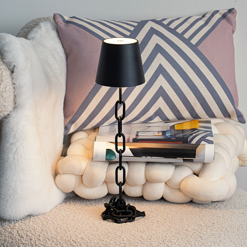 מנורת שרשרת שחורה – טאצ’ אחד לאור בדיוק כמו שאתם אוהבים