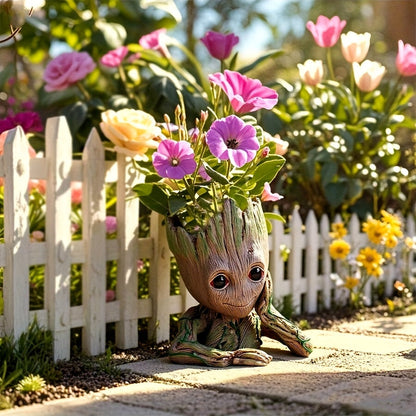 מחזיק עטים/עציץ דקורטיבי “Groot” — החבר החדש של השולחן