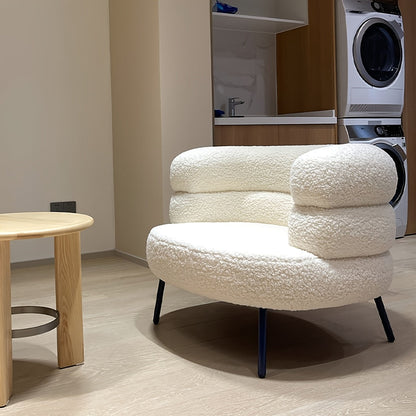 כורסא מעוגלת מפלוש — מושלמת לפינת איפור, סלון או מרפסת