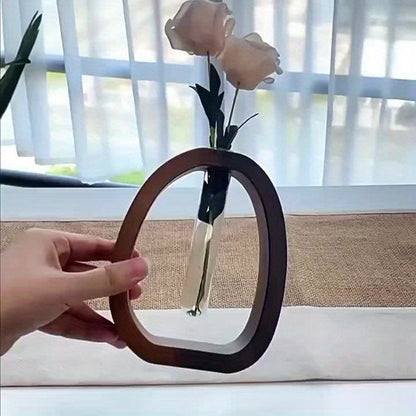 אגרטל מבחנה מעץ אגוז מלא — עיצוב אובלי נקי