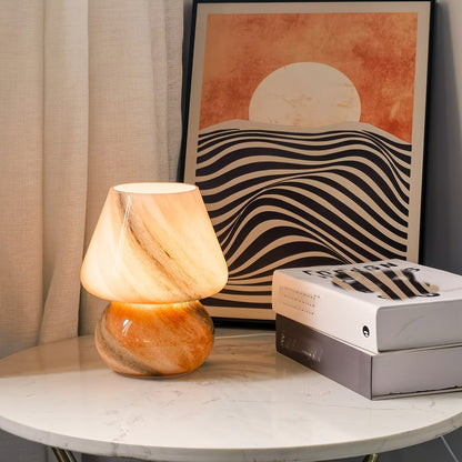 מנורת פטריה מזכוכית — תאורת לילה רכה לשידה ולסלון