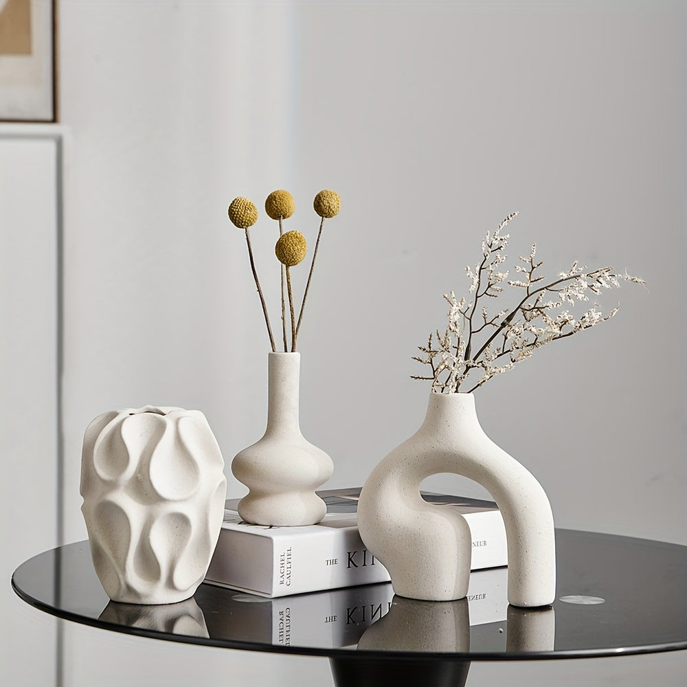 סט 3 אגרטלים מקרמיקה — מינימליסטי, עגול/דונאט וגיאומטרי