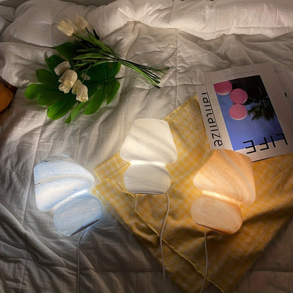 מנורת פטריה מזכוכית — תאורת לילה רכה לשידה ולסלון