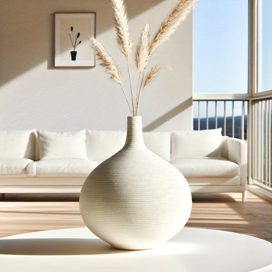 ואזה קרמית עגולה – לבן/שמנת, נקייה ומודרנית